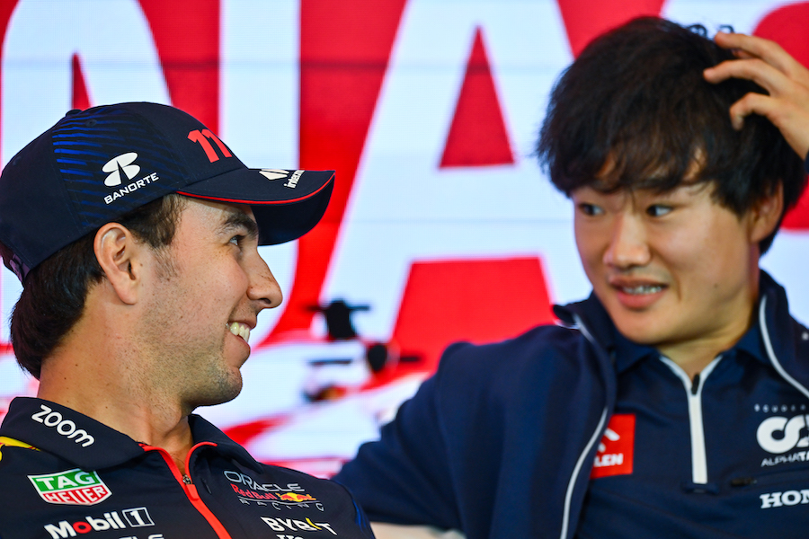 ¡EL PEOR DE RBR! YUKI TENÍA AMBICIÓN POR EL PUESTO DE CHECO PÉREZ Y AHORA SU FUTURO EN LA F1 ES INCIERTO.